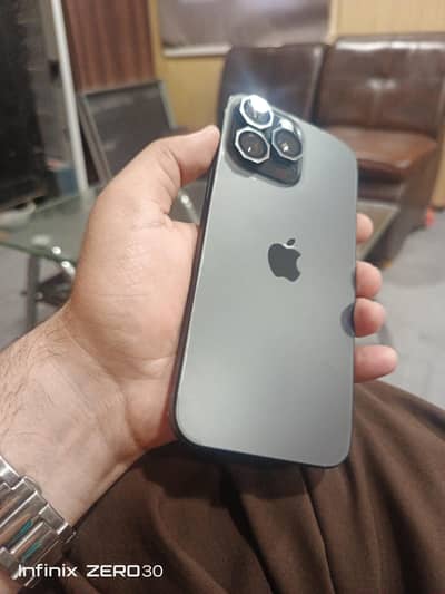 Apple iPhone 16 Pro Max