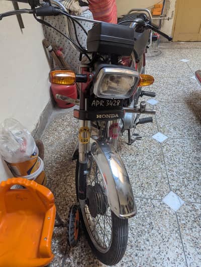 Honda CD 70 2023