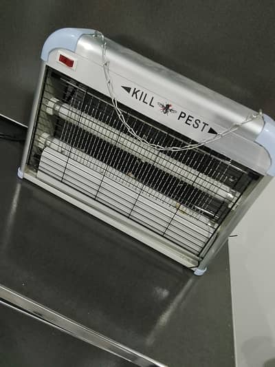flying insect killer machine