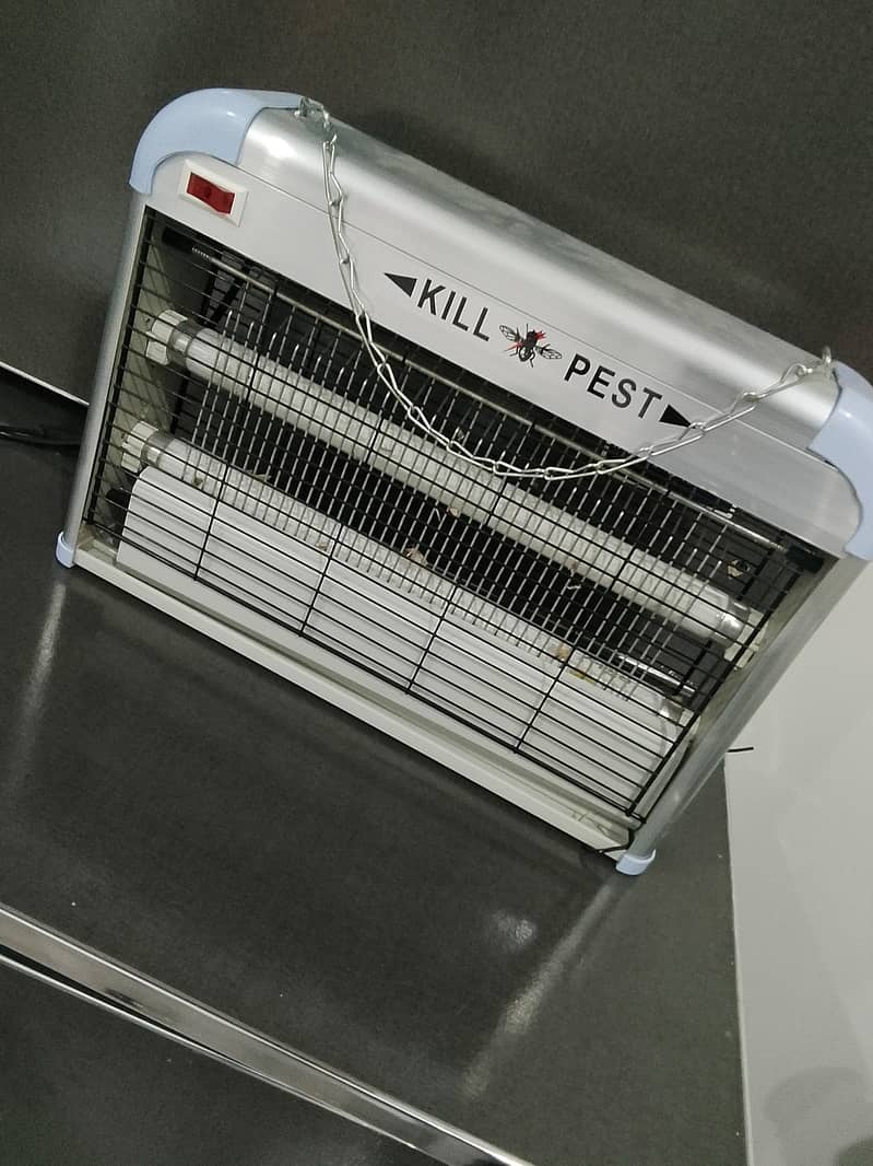 flying insect killer machine 0