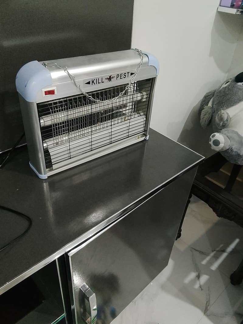 flying insect killer machine 1