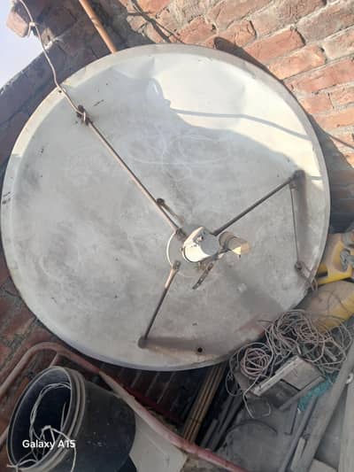 Dish with receiver and remote for sale all ok