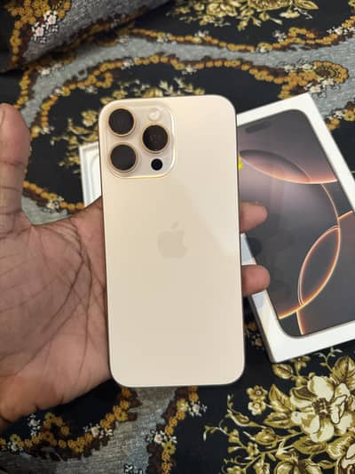 Apple iPhone 16 Pro Max