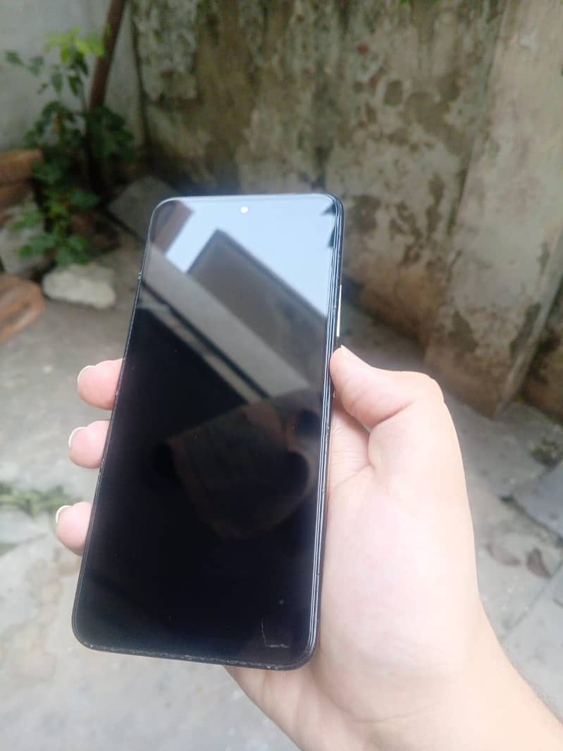 Infinix Zero X Pro 1