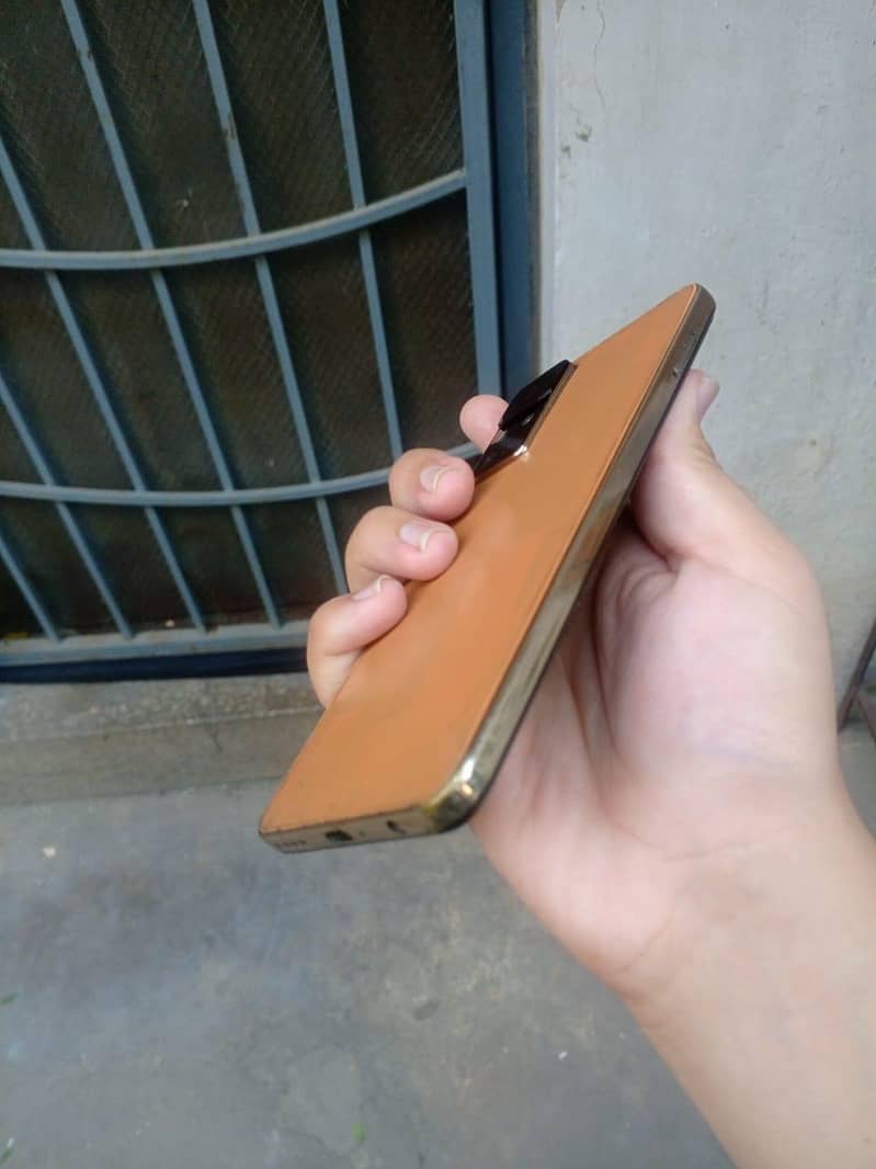 Infinix Zero X Pro 9