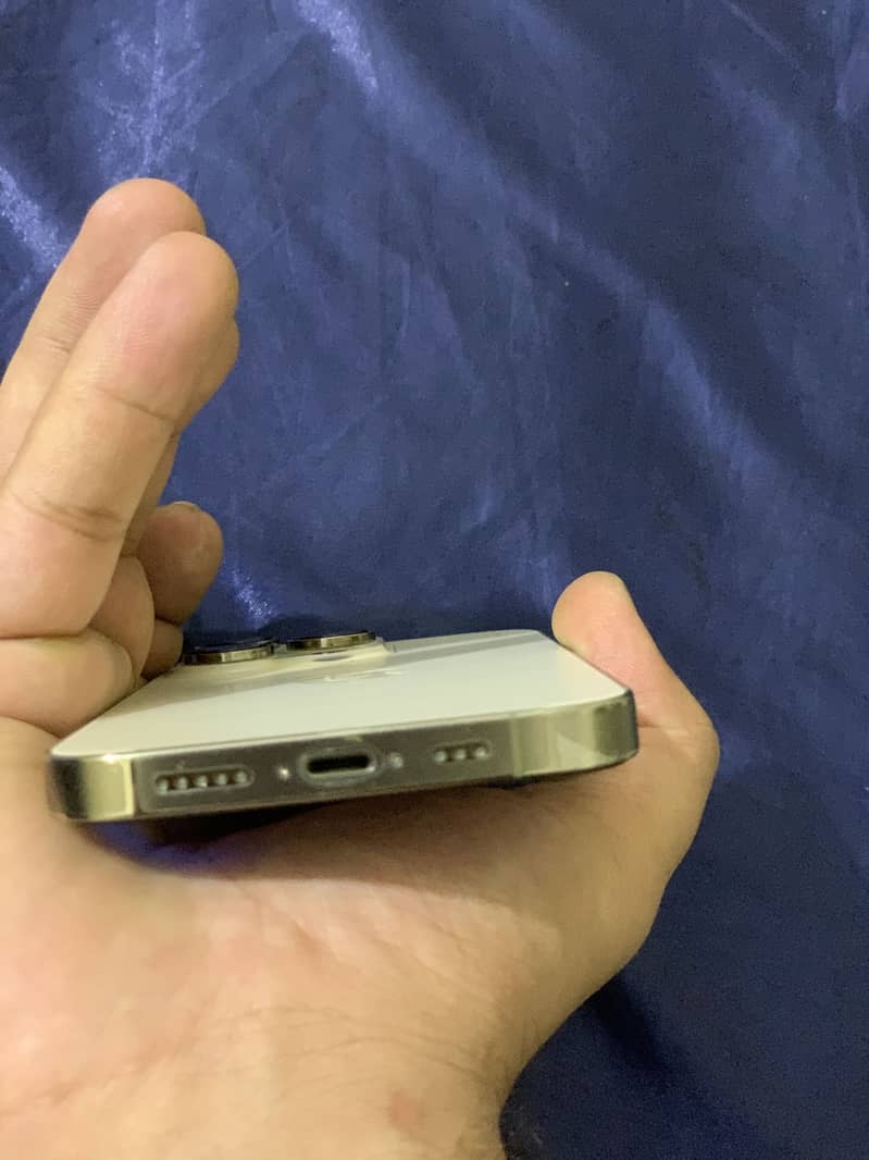 Apple iPhone 14 Pro 6