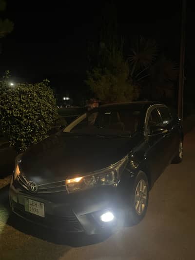 Toyota Corolla Altis 2015