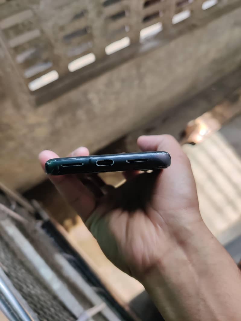Google Pixel 8 3