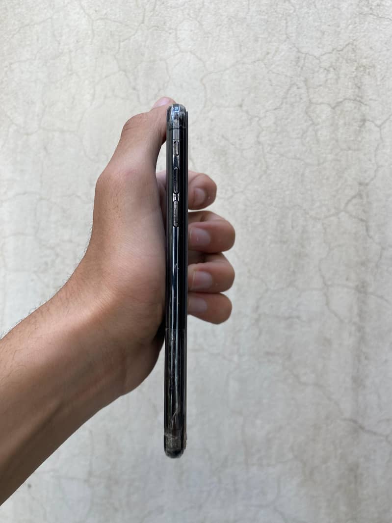 Apple iPhone X 1
