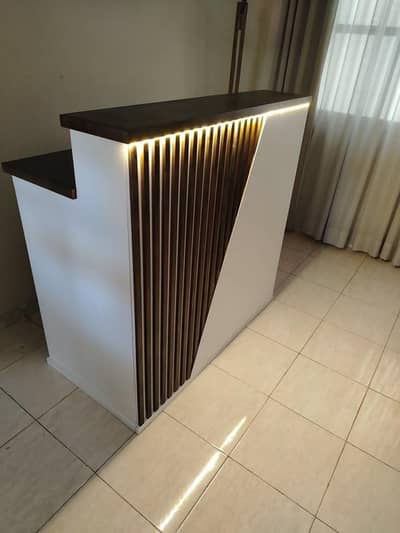 office reception counter| cash counter |front desk