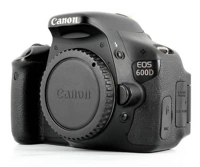 Canon 600D body only without lens