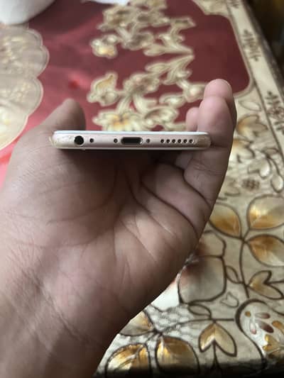 Apple iPhone 6S