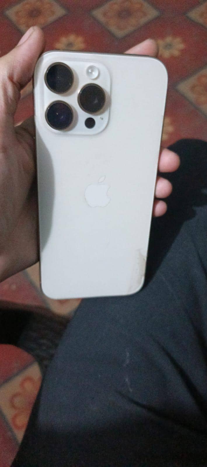iphone 16 pro max 5