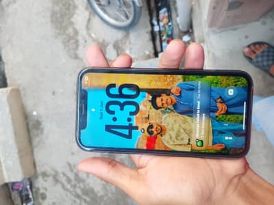Apple iPhone 11