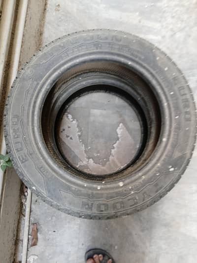 Suzuki Cultus Tyres