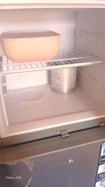Pel refrigerator 4 months used only