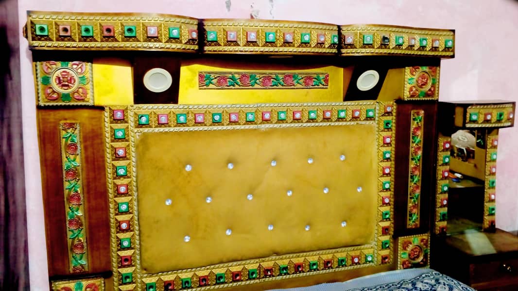 Bed / Double bed   1