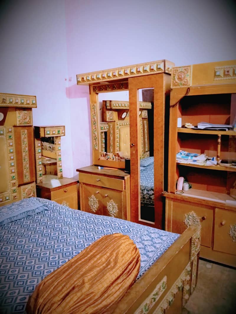 Bed / Double bed   2