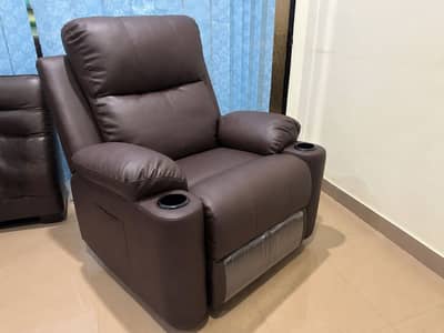 Recliner sofa