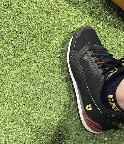 Puma Scuderia Ferrari x Track Racer for sale