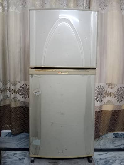 Dawlance Refrigerator Mediam size