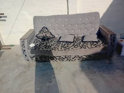 Used Sofa Set for Sale – Needs Repair