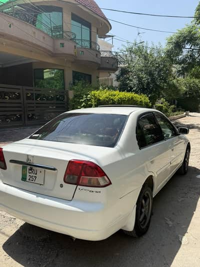 Honda Civic Oriel 2003