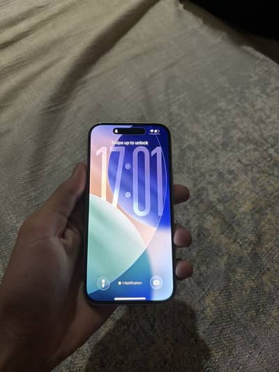 Apple iPhone 15