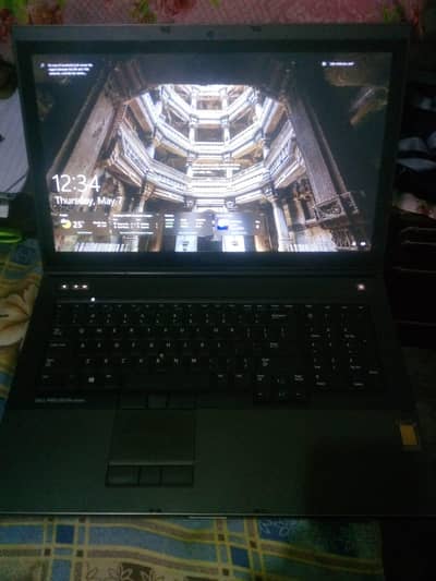 Dell precision M6800 two model available. .