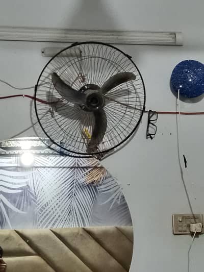 12 wat ac DC