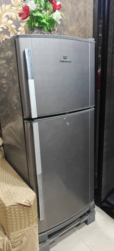 Dawlance Medium Size fridge for sale
