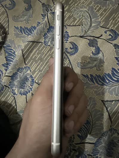 iPhone 11 call at  0308 2478488 Danish CH