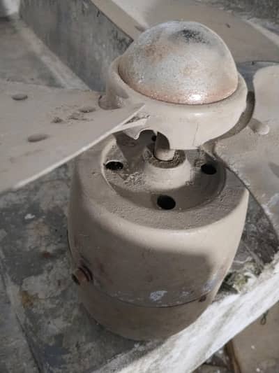 Air cooler motor with blade