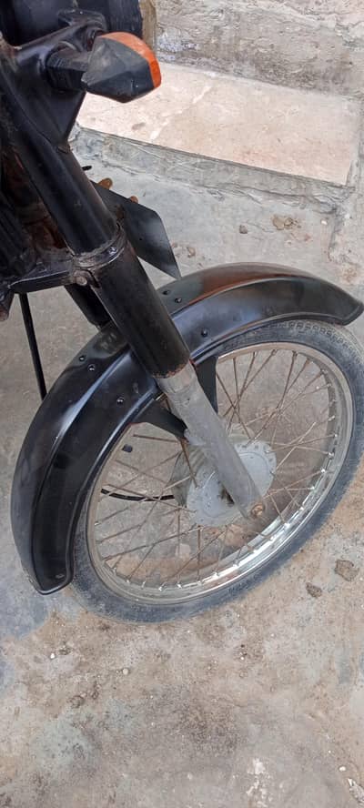 jisko cahiyee super power bike sell Karni Hy best condition