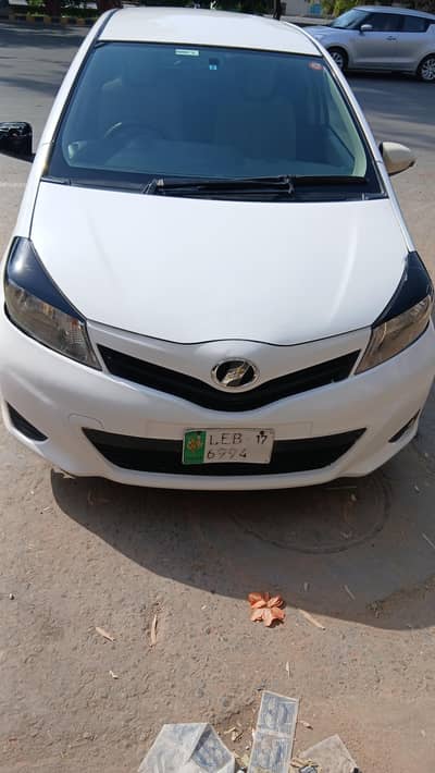 Toyota Vitz 2017