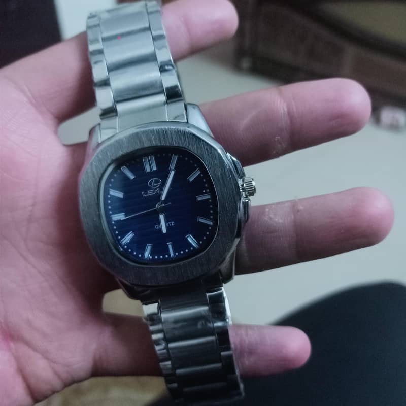 watch 2