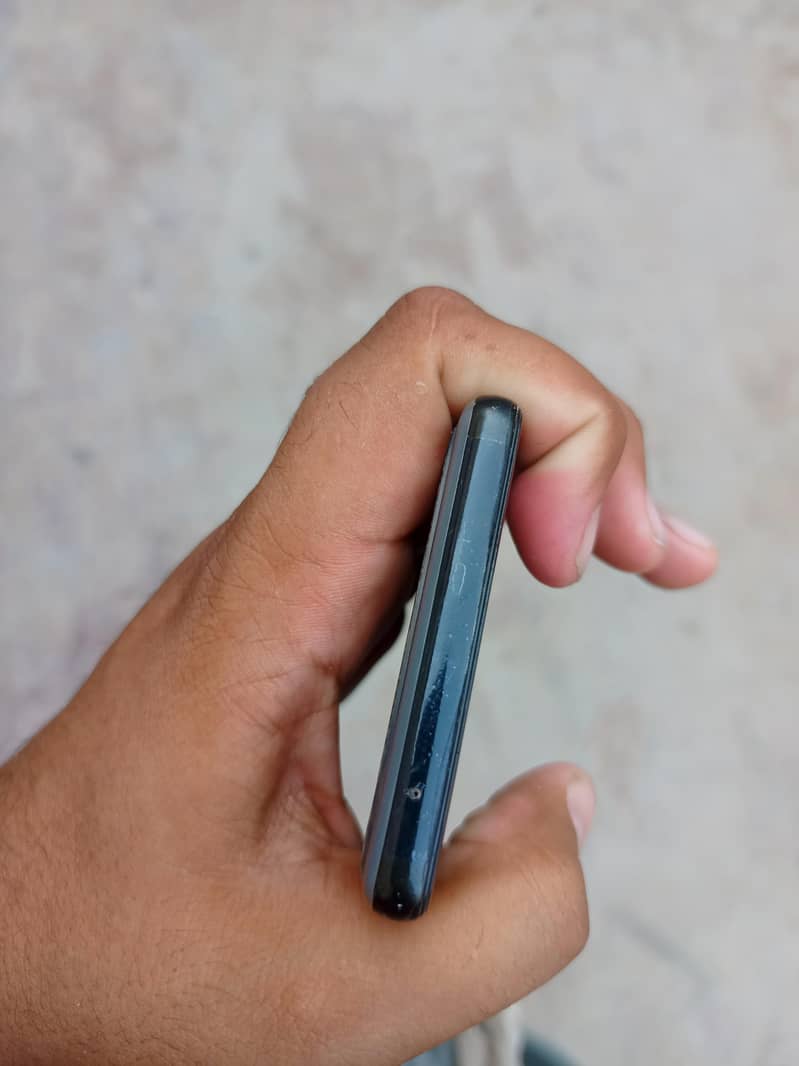 Google Pixel 6a 1