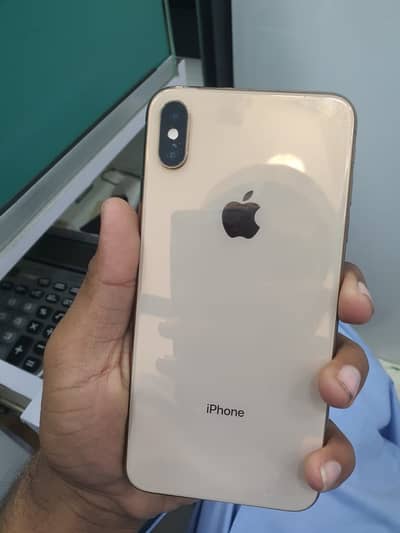 I phone Xsmax 256 GB pta approved with box