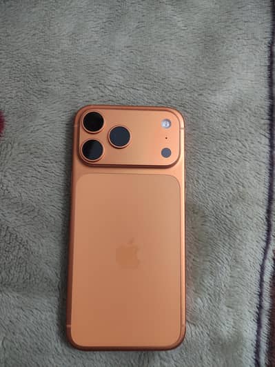 I phone 17 Pro  Max JV Box open just 17 Cycles 256 gb