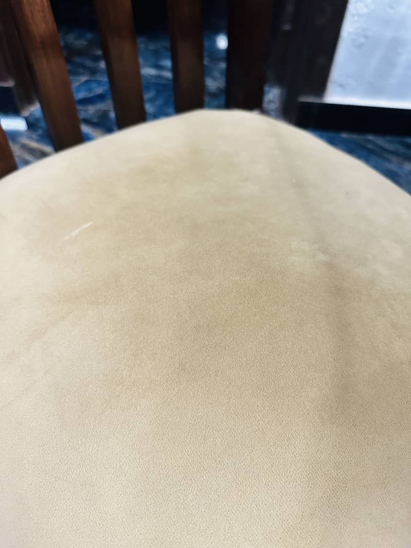 Dinning Table 3