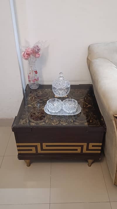 Table set of 3 Excellent condition