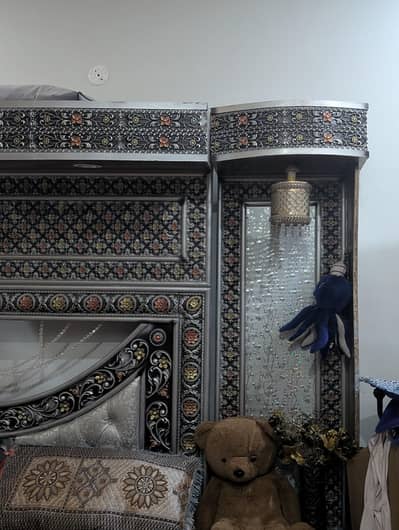 Bed full size and dressing table available for sale in Multan