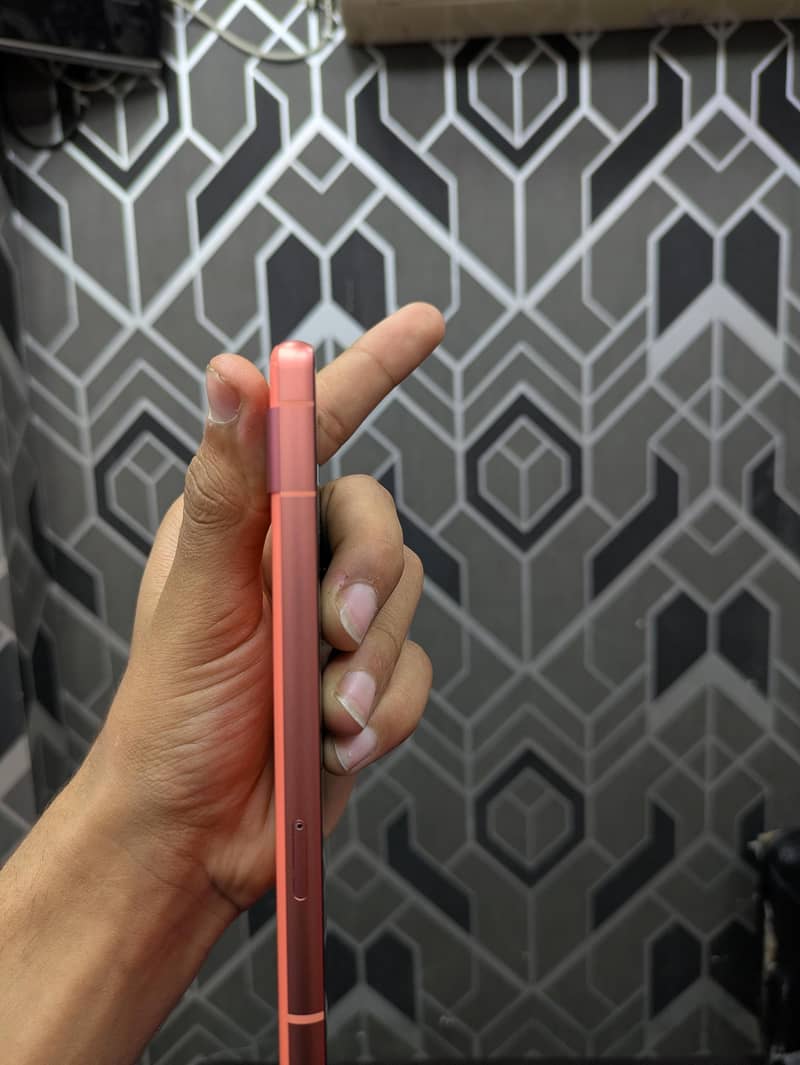 Google Pixel 7a 2