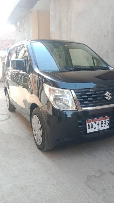 Suzuki Wagon R 2018 total ganion condision