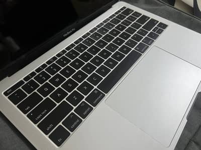 Apple MacBook Pro 2017 (13 inch) - i5 - 512 SSD - 8GB