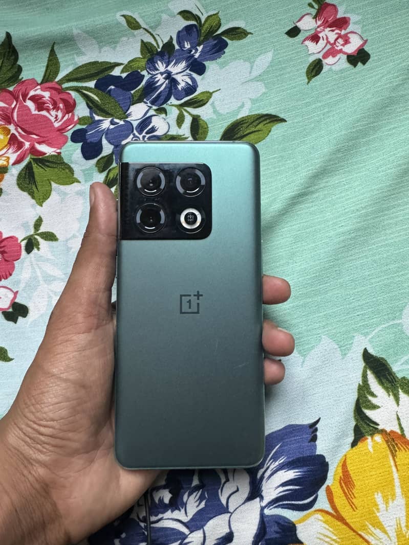One Plus 10 Pro 0