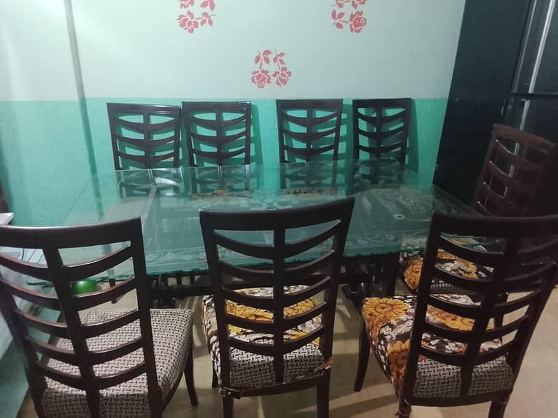 dining table 8 seater 0