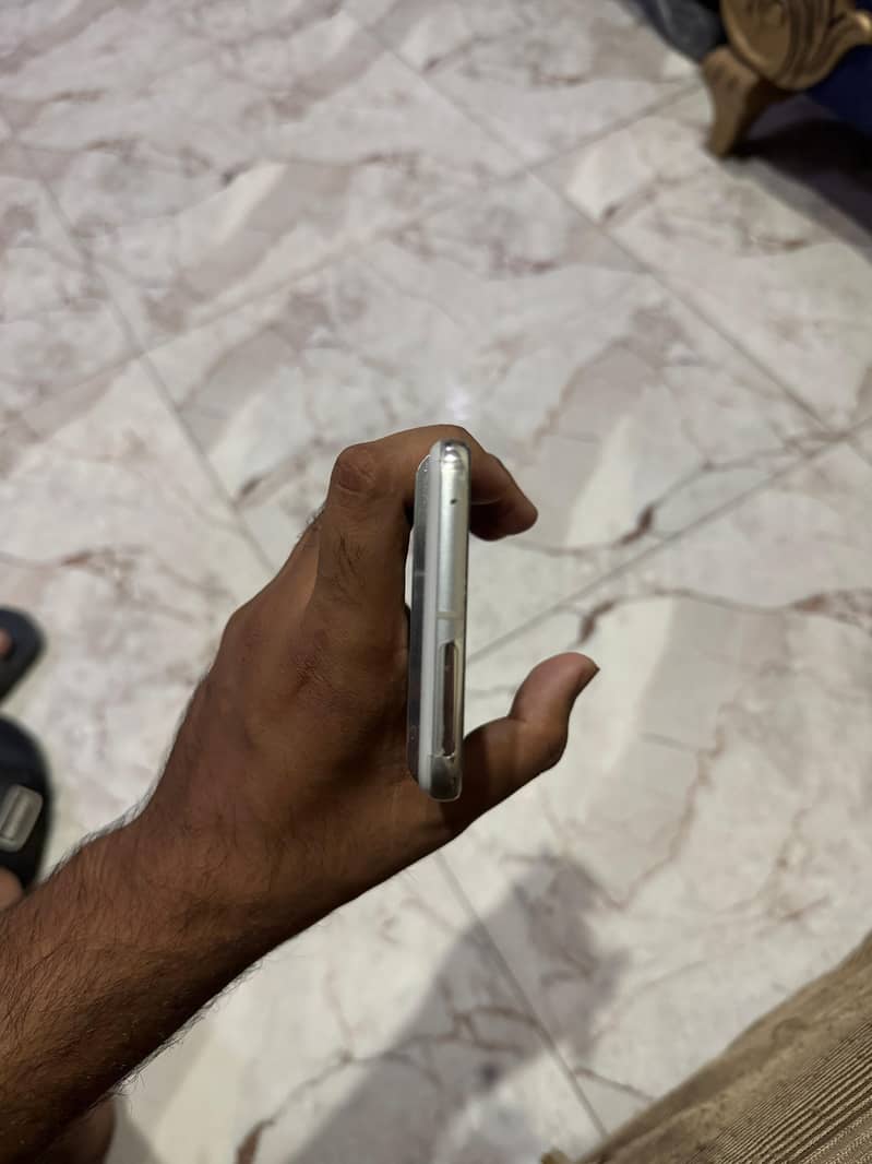 Google Pixel 8 Pro 3
