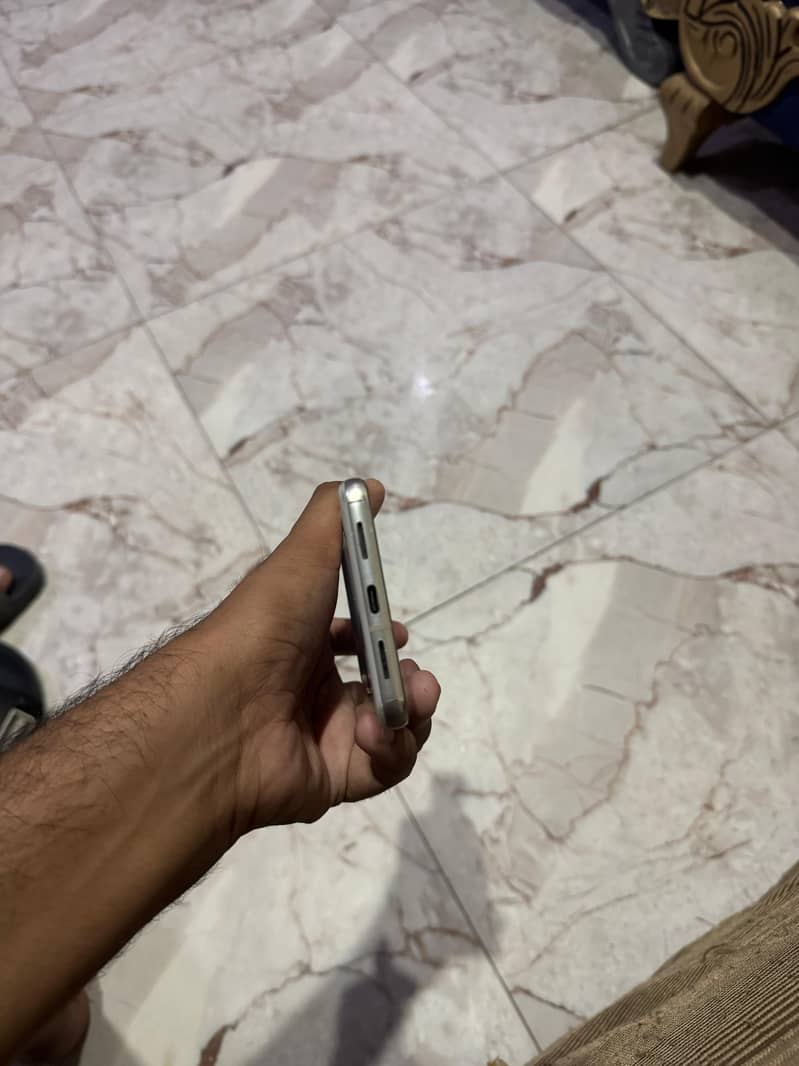 Google Pixel 8 Pro 5