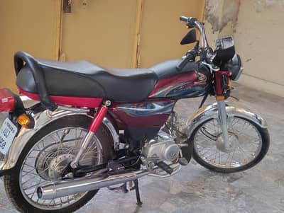 Honda CD 70 2024